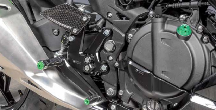 bonamiciracing<ステップキット> NINJA250